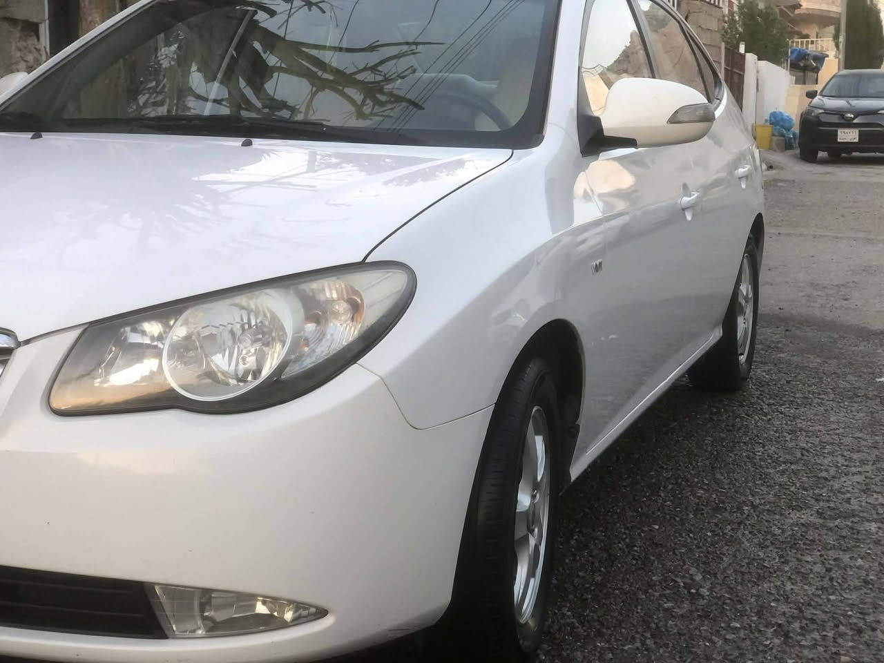 هۆندا ئاڤانتی 2010
گێڕ عادی
تەبرید ساردوو گەرم مەزبوتە
تەبرید لەمس
ناوو زەرد
جلد
کوشن هیتەر
ناوی زۆر جوانە
بەگلایتی لیزەرە
ئاوێنە شەفت
سەیارەکە هی ماڵانە هی مەعرەز نیە
مەسروفی تیا نیە
48 گەڵاو ماعمەلەیەکی برایانە
***********
***********
