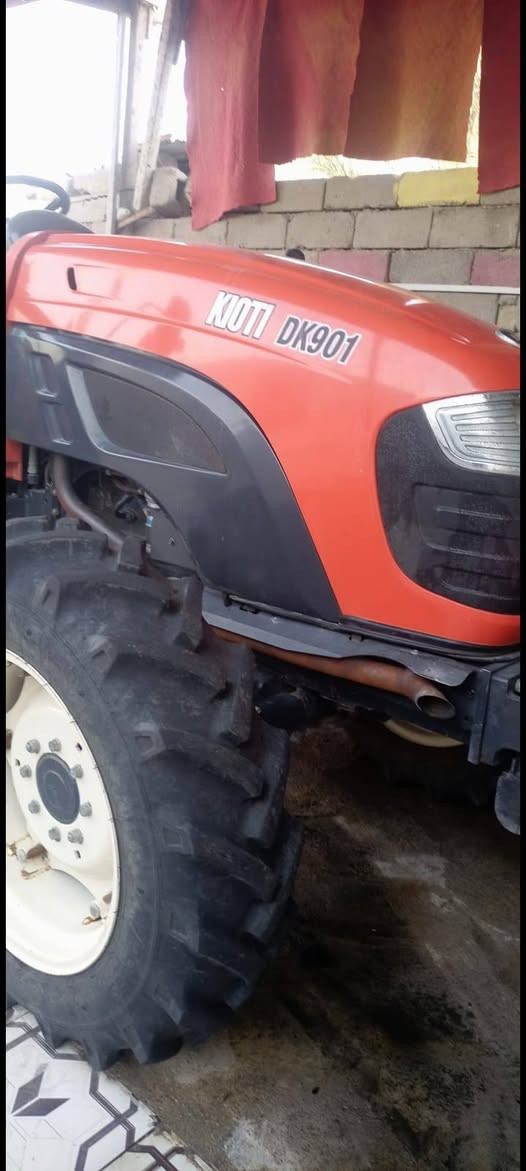 سلام عليكم مكينه البيع الحجم 91 معه فدان حجم عشره اربعه سجج *********** ميسان العزير
