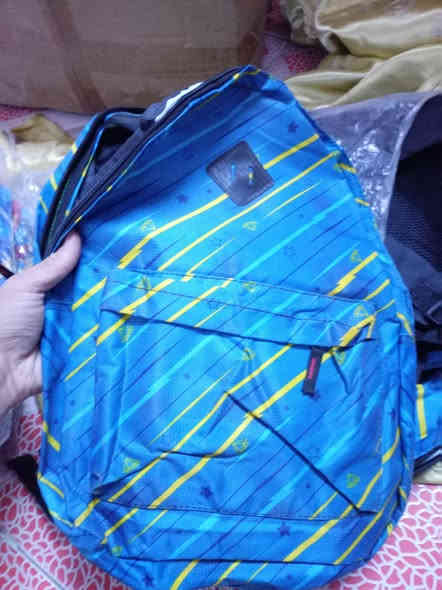 غراض محل للبيع جنط مدارس _ تراكات _ احذية باله وجديد _ نعالات قياسات من 27_38.
ابيع شلعة جوة الجملة الجنط والتراكات والاحذية على 3 جملتهن ابيع ماخذهن اني مشترين جملة ب5وب4. /
النعالات جملتهن 900 دينار ابيع ب750 بيهن ب50 قطعة، سبب البيع ضرف صحي منكول غير الحمدلله والشكر على كل حال.

للتواصل *********** واتساب. عنواني حي الكوفة
