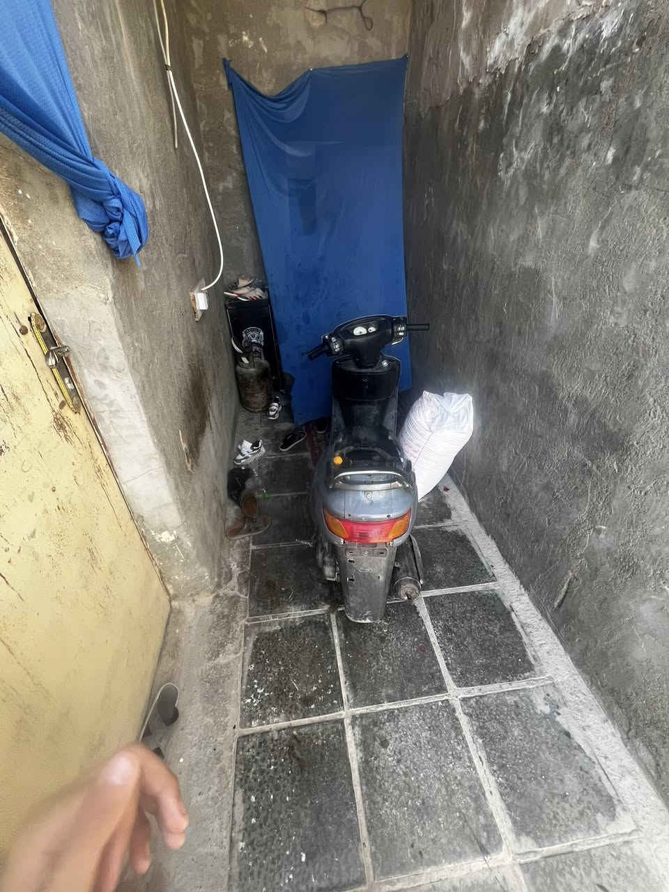 دراجه فراشه جديده الدراجه عطلهة بس اشغل ما تشتغل شغاله سلف وهندر مكينه ما مفتوحه لايتات شغاله ومكينه كفاله كابريته جديده باتري جديد تايرات جدد لون إسمنتي افضل الألوان بل دراجه الفراشه مكان نجف السعر ٤٠٠ وبيهة مجال  
لاستفسار ***********
