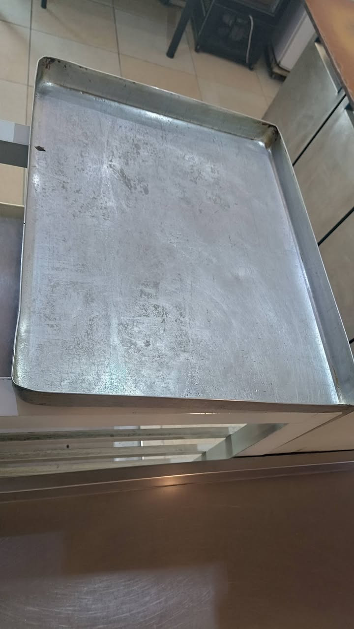 هه موو عشیاکانی پیتزای رومیوس بو فروشتن به نرخیکی گونجاو و ئه گه ر کریاری پیوه ندی بکه ن به م ژماره وه

***********
