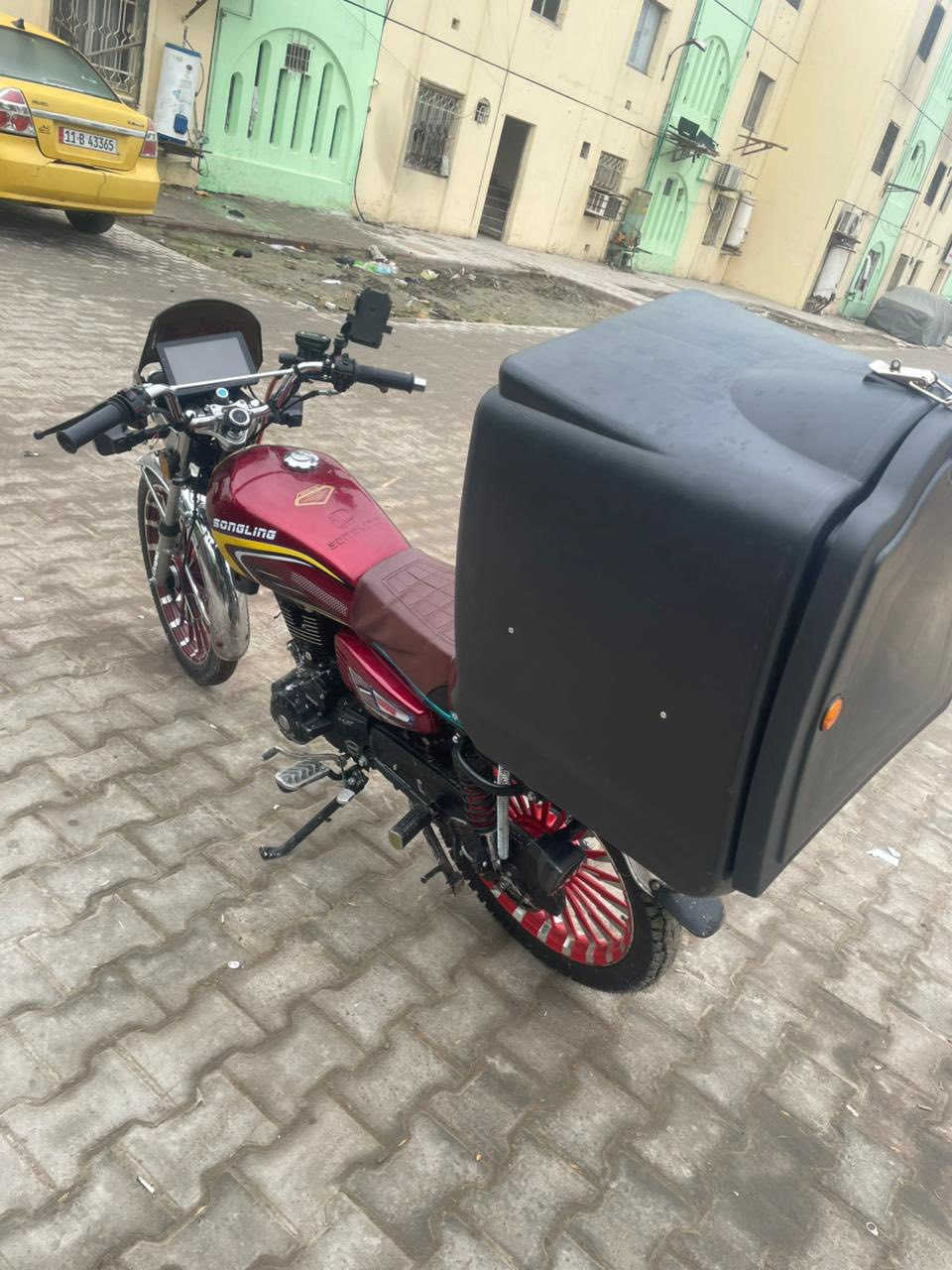 سلام عليكم دراجه سيڤان موديل 2026دراجه كامله من كلشي دراجه جديده مكينه مكفوله دراجه فول  شاشه بصمه تشغيل عن بعد دراجه نضيفه كلش انضف منل صور مكاني بغداد الطالبيه 750 وبيه مجال ***********
