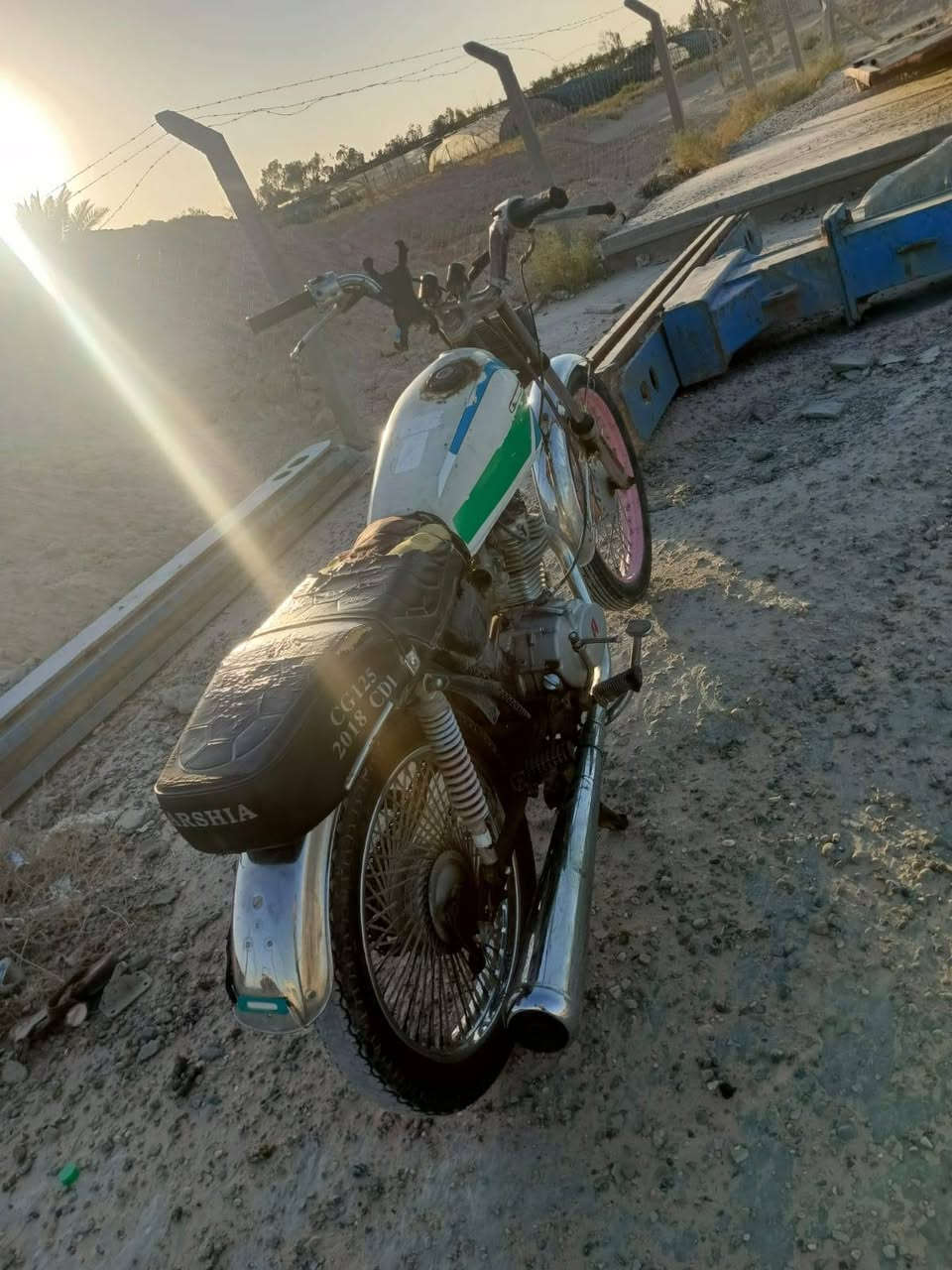 للبيع اربعه كير مديل 18 اصولي مكان النجف الاشرف حيدريه المو شراي لايراسل  رجأ سعرر 270 دراجه شوفت عينك مكينتهاا نضيفه 
الرقم ***********
