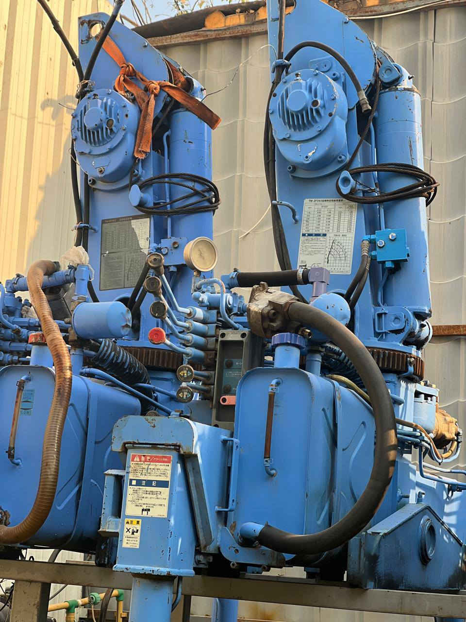 سلام عليكم من رخصه الادمن كرين كنتر اف اكس 290مخالف سلايتين حاويه ما مشتغل بل عراق جديد للبيع للاتصال***********
