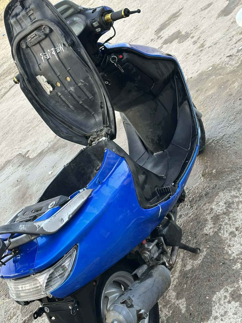 السلام عليكم فراشه فحل كرستال للبيع جاهزه للخير ماعايزه برغي مكينه ما مفتوحه نعومه فول شلعه اومعد خير من الله كله شغال سلف هندر اشاير لايتات عالي ناصي صالنصه FMM
قفل جنطه قفل استيرن  تخم تاير هورن كله شغال مال جناي 
السعر خاص الرقم ***********بي واتساب
