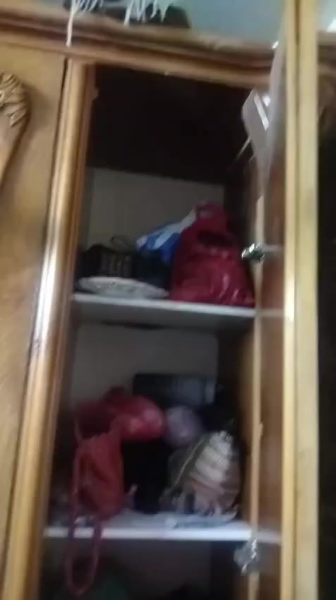 كنتور زان مصري ٦. ابواب نظيف اي ضرر مابي 

موكيت ٣. في ٥. ماخذينة من النساجون بعدة جديد قليل مستعمل 

مكان زيونة بغداد


**إذا كنت صاحب هذا الإعلان وتريد حذفه لأي سبب، رجاءا أرسل رسالة إلى الدعم الفني**