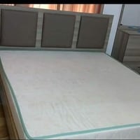 طقم نوم • مرتبه • سيروان