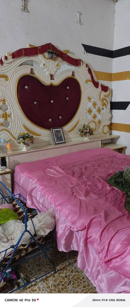 غرفه صاج نضيفه وكامله مابيه ضرار 500 وبيه مجال مكان ميسان


**إذا كنت صاحب هذا الإعلان وتريد حذفه لأي سبب، رجاءا أرسل رسالة إلى الدعم الفني**