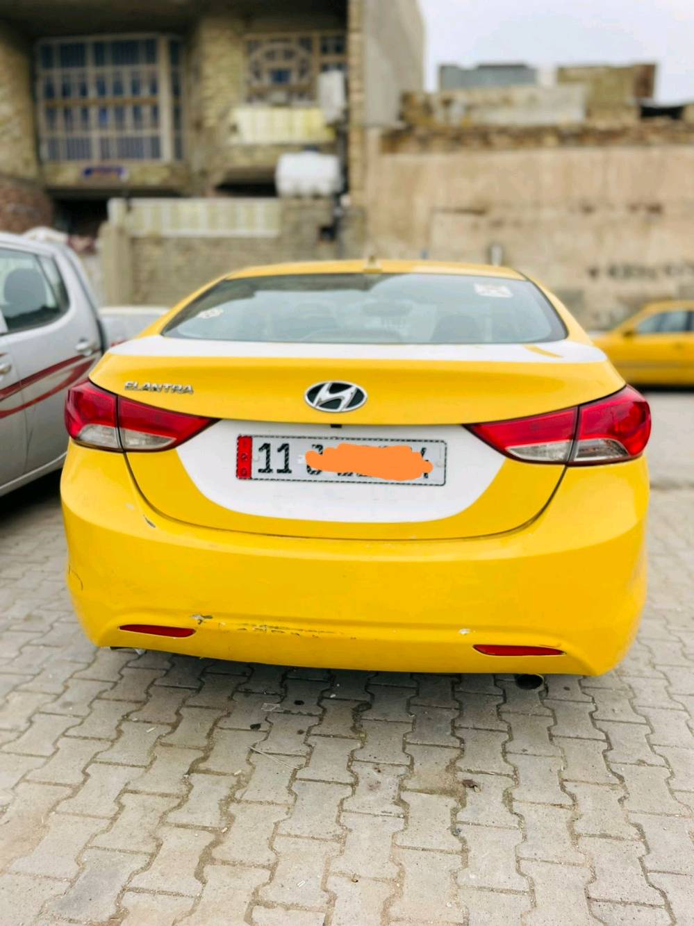 الانترا موديل 13وارد امريكي
حادث بابين السايق والخلف السايق مبدلات  سنوية بسمي نافذه ل 2028محرك ممفتوح صدر جديد
تبريد شغال شاشه كامره 
تدفئة كشنات 
نمضومة زينون
تايرات جدد مكانهه مدينة الصدر
