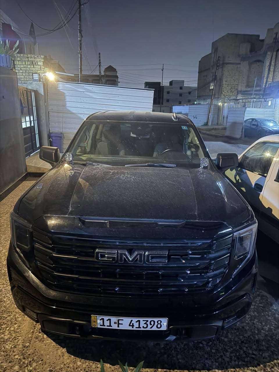 سلام عليكم سياره جمسي بيكم مديل 2023/ وارد امريك سياره /اربع السندر /تيربو /. باب قصير/وبدي طويل/ سياره جديده كلش حداديه كير محرك تخم داير/ضربته خلفيه /ما مشيه السياره قيلي /تفاصير الضربه والسعر تواصل عله هاذ الرقم /***********
