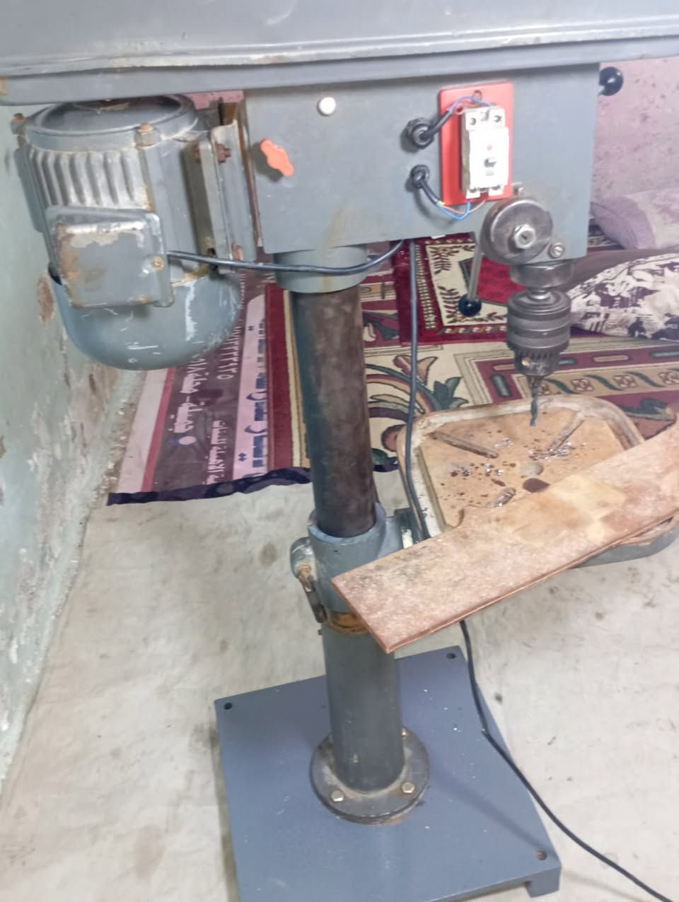 ⭕ يوجد توصيل لكافه المحافظات
دريل ثابت حجم كبير ماركه توتال TOTAL شغال وعل الفحص نظيف استعمال قليل السعر 150 الف مكاني بغداد ***********
تحياتي 🌹💖
