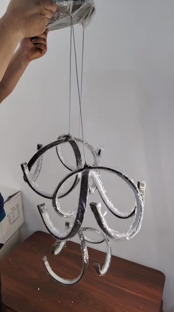 ثريات كل موديل شكل واكو من كل موديل كم قطعه جديد بالكارتونه بأسعار مناسبه العنوان بغداد الري دزلي الموديل وادزلكم السعر


**إذا كنت صاحب هذا الإعلان وتريد حذفه لأي سبب، رجاءا أرسل رسالة إلى الدعم الفني**