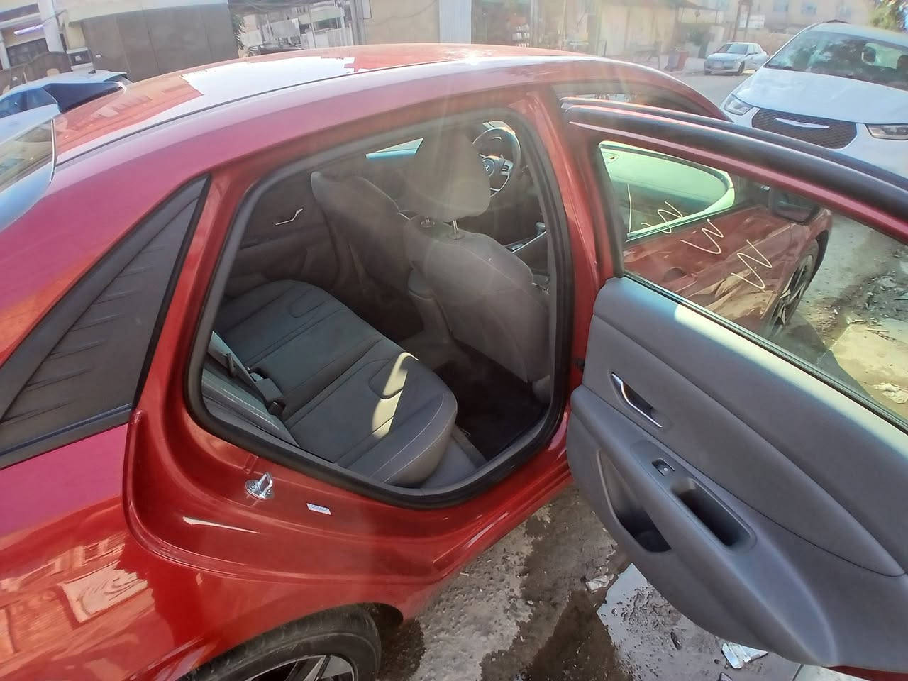 النترا 2023 وارد امريكي 
معوقين 
فول مواصفات لمتد عدا الفتحه 

 المواصفات :
 بصمة  
تشغيل عن بعد 
فول تحكم استيرن
 مود درايف 
 اوتو بريك
 اوتو ستارت 
 مانع انحدار  رادارت
 رادار نقطة عمياء
 شاحن وايرليس 
اوتو هولد
محرك ٢٠٠٠ دوش
 شاشه ديجتال

الحادث بنيد ومعمر نفسه
وصور الحادث خاص او واتساب 
راديترات تبريد ومي بلاد 

السعر 147 قابل للتفاوض 

 العنوان بغداد الشعله

للتواصل  ***********
