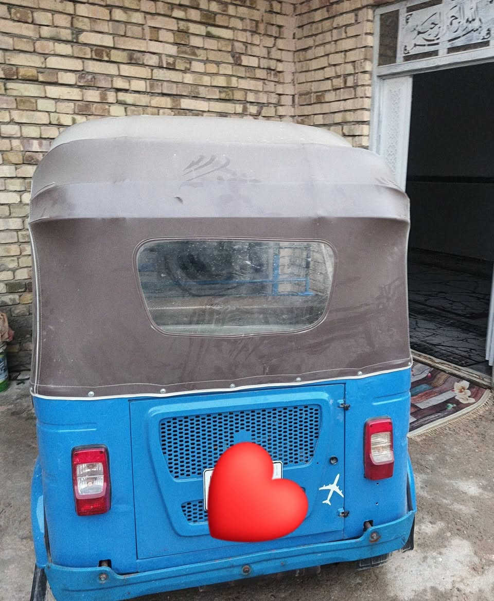 سلام عليكم  تكتك البيع رقم سنويه تحويل ثاني يوم  نضيفه محرك ما مفتوح بي تنقيص قليل ما تبيخر مكاني الشييان ونا مكلف بل نشر وهذ رعيهه *********** سبعه وربع وبي مجال حك اجيه واحد وعشرين
