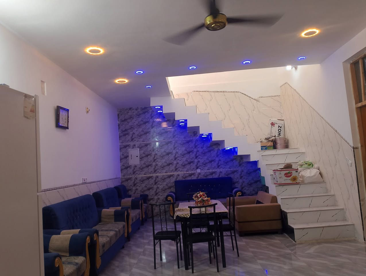 سلام عليكم بيت لبيع جديد بناء درجه اولا طابوك بيت ركن لفت المساحه 215
العنوان حيل بتول الزراعي شارع بيت دايش 
رقم الهاتف ***********
