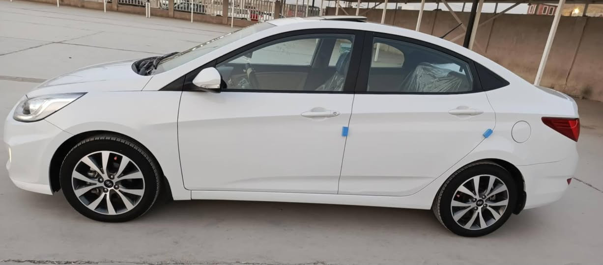 السلام عليكم اللبيع 2018حليجي كفاله عامه رقم بغداد نكليزي مكينه 1600فتحت سقف ماشيه ٤٠لف حقيقي خت زيرو مكان سياره واسط مركز مدينه السعر ١٣٠ وبيه مجال ***********
