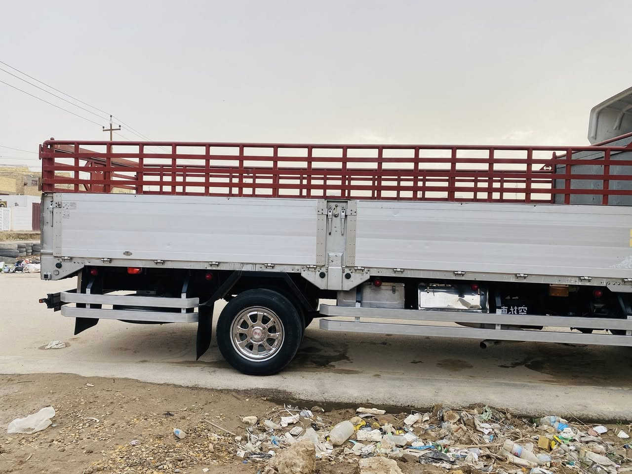 سلام عليكم للبيع هينو شيطان ايسر بلاد8برغي طول 6وربع مكينه 80عادي موديل2012اصل الاستفسار اكثر اتصل على رقم ***********
