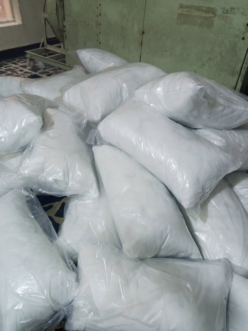 الخياطه ام فرح الخياطه المفروشات والبسه وجلسات عربيه وتجهيزات رمضاني كامله ولديهم معمل بولستر الطبي كوشات ومخاد تواصل على هذه الرقم ***********
