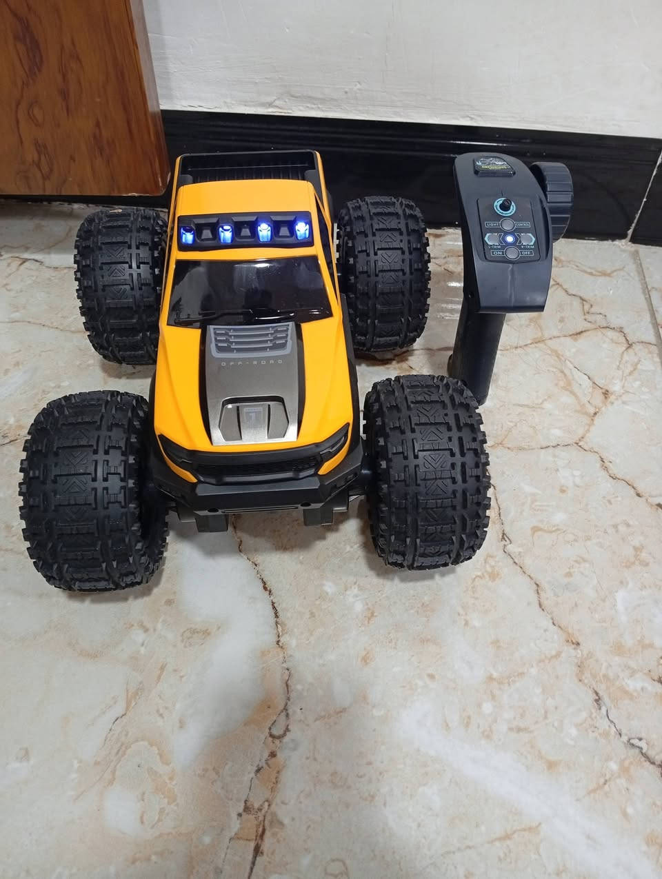 السياره للبيع أعلى سعر بيع مامتواجد على فيس ***********
