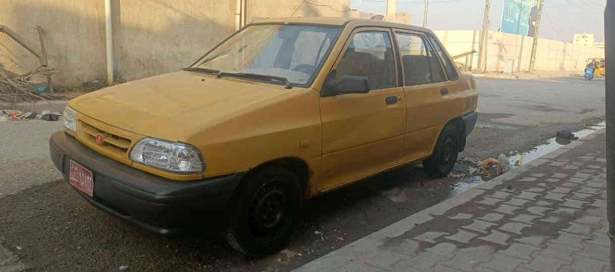 السلام عليكم سايبه 12 رقم احمر كير ومكينه استوني شادهن جديد كفاله مال برايد  راعيها موجود  سعرها 15 مكان ميسان
رقم الهاتف ***********
