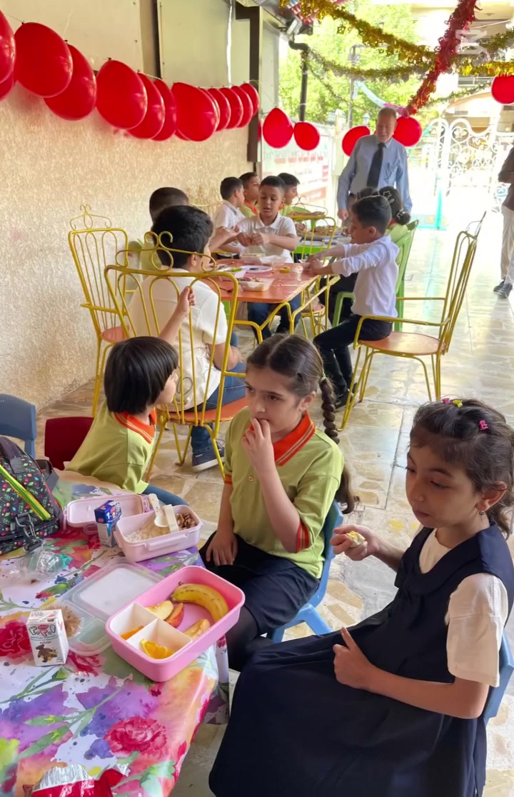 🔷 تعالوا وشاهدوا بأنفسكم... جولة حقيقية داخل مدرسة ينابيع العلم الأهلية!
📍 الموقع: بغداد – زيونة

هل تبحث عن مدرسة توفر لطفلك: ✅ بيئة تعليمية آمنة ونظيفة
✅ تعليم حديث ومتطور
✅ صف خاص لأطفال التوحد، بطيئي التعلم، وفرط الحركة (مجاز رسميًا)
✅ رعاية نفسية وتربوية بإشراف كوادر حاصلة على شهادات دولية من البورد الأمريكي
✅ أنشطة مدرسية تفاعلية وتنمية مهارات
طبيب اختصاص لمتابعة الحالات

🎥 شاهد الفيديو واكتشف أجواء المدرسة عن قرب 👇
💬 للحجز والاستفسار: راسلنا الآن عبر الرسائل
📞   *********** 
        *********** 

🔵 مدرسة ينابيع العلم... تعليمٌ يرعى طفلك من الداخل والخارج
 #تعليميه #تعليمي #تعليم #مدارس_خاصة #تعليمية #تعليم_انجليزي
