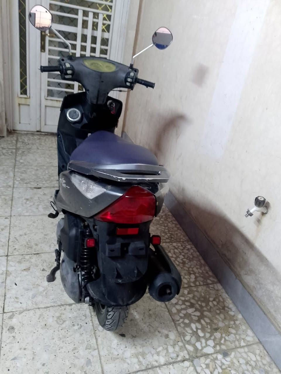 دراجة ماكس ثعلب ابلاديه صار فتره نازله رمبه مكفوله كفاله عامه مكينتها حيل ناعمه سلف هندر كهربائيات كلها شغاله اوراقها كامله السعر 550 العنوان الشعب التلفون ***********
