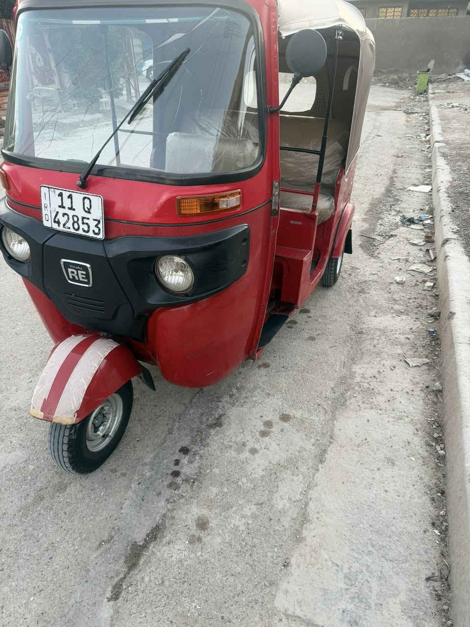 سلام عليكم تكتك البيع موديل ١٧ بغداد حي رشاد رقم وسنويه تحويل ثاني يوم ***********سعر 
 ٥ونص
