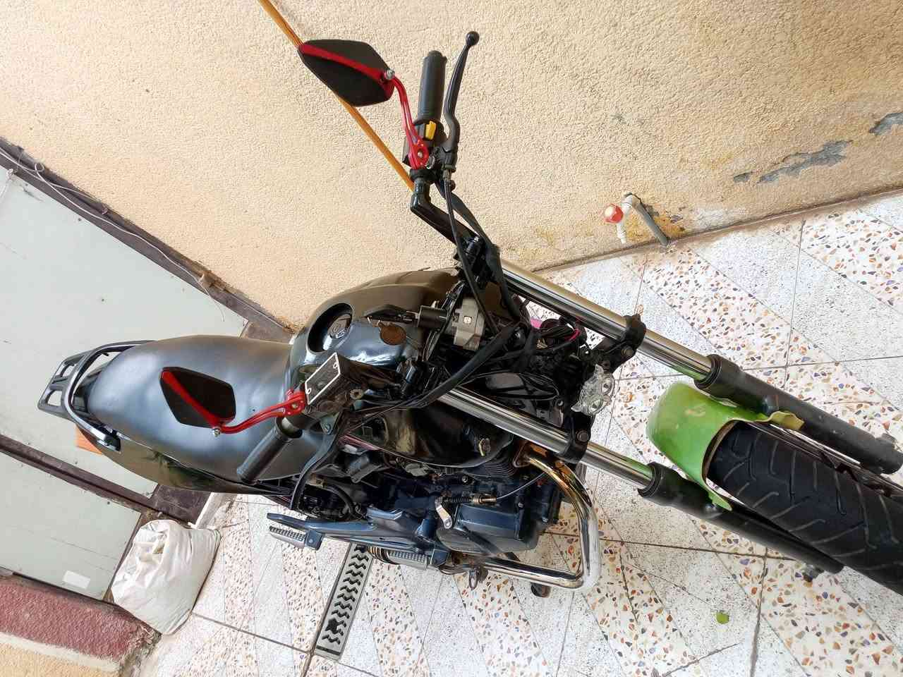 السلام عليكم دايون بطح دراجه نضيفه ومحرك بلادي ممفتوح السعر 450وبيه مجال بصيط باقي التفاصيل اتصل على الرقم *********** مكاني كربلاء حي العامل
