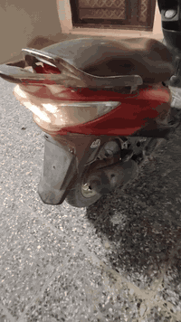 السلام عليكم
دراجة كامكو جي 4 دراجة مرتبة مكينة ما مفتوحة كابريتر اصلية كلجات قبل اسبوع مبدلة ونضيفة للبيع فقط السعر: 350 قفل. 

الرقم: ***********
