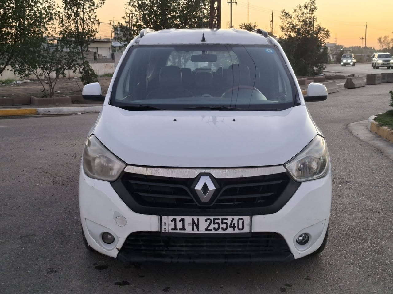 السلام عليكم ورحمة الله وبركاتة البيع او مراوس رينو لودجي لسعر58 موديل 2014 مكان بغداد البياع رقم هاتف ***********
