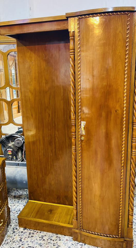 غرفه ام سته داخل خارج صاج شغل ثكيل سعر 850 مكاني بغداد مدينه الصدر واتساب *********** كو توصيل 🚚
