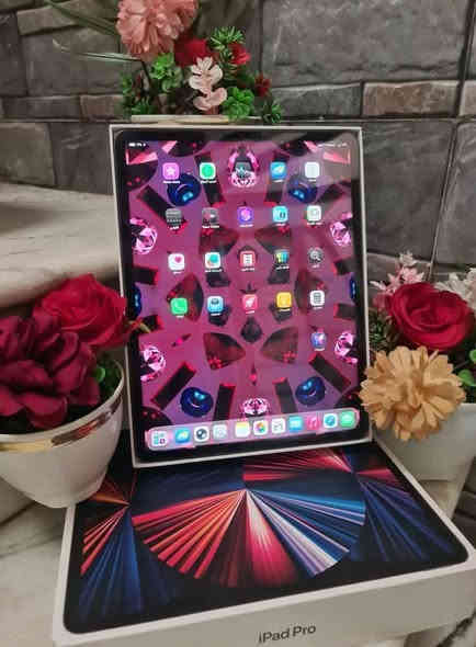 برو حجم الكبير 12.9
ذاكرة 128
بطارية 87
شرق اوسط 
كامل ملحقات 
كل ملحقاته وياه 

فقط بيه خيال قليل بشاشه مايبن بصور 
لامصلح ولا مفتوح شرط الفحص 

السعر 425
مكاني بابل مركز
***********
