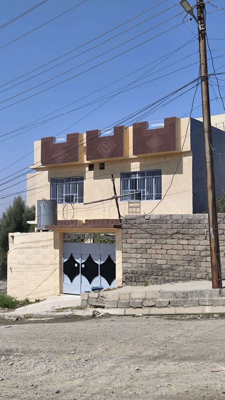 ***********يوسف الصباغ 
لعمل كافة الاصباغ الداخلية والخارجية والابواب والشبابيك ومانع الرطوبه 
للتواصل على الرقم ***********
