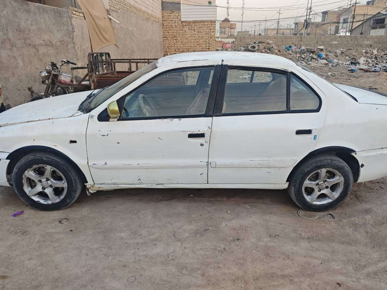 اخوان سياره للبيع بدون راعي سعر 13 وبيها مجال مكاني نجف *********** سياره ماكينتها حلوه تخم تاير نظيف معتز فلوس واريد ابيع

