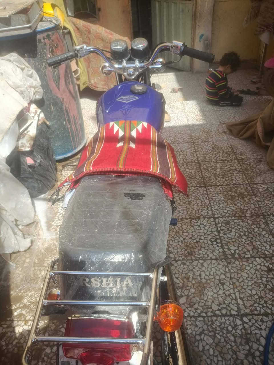 نامه برو 21 رقم الماني مداور ثاني يوم شاصي 12دراجه نضافه كدمك سعره مناسب 800مو شراي لاتخابر لا ترسل مكان نجف حي جزيره ***********
