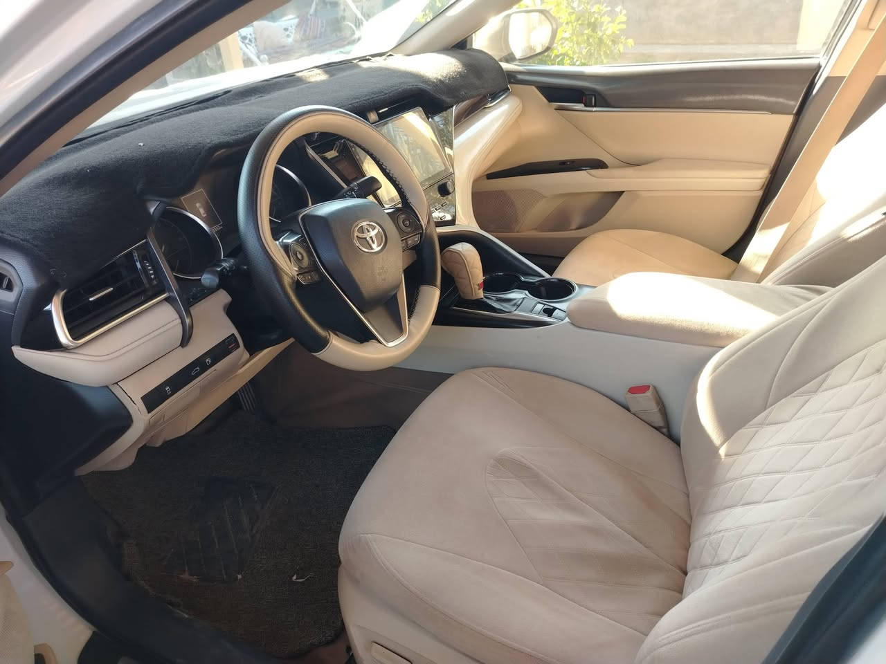 كامري موديل 2018 خليحي فول مواصفات بصمه سلايت لون صدفي بيهه ضرر قطعتين السعر 185 ورقه ***********
