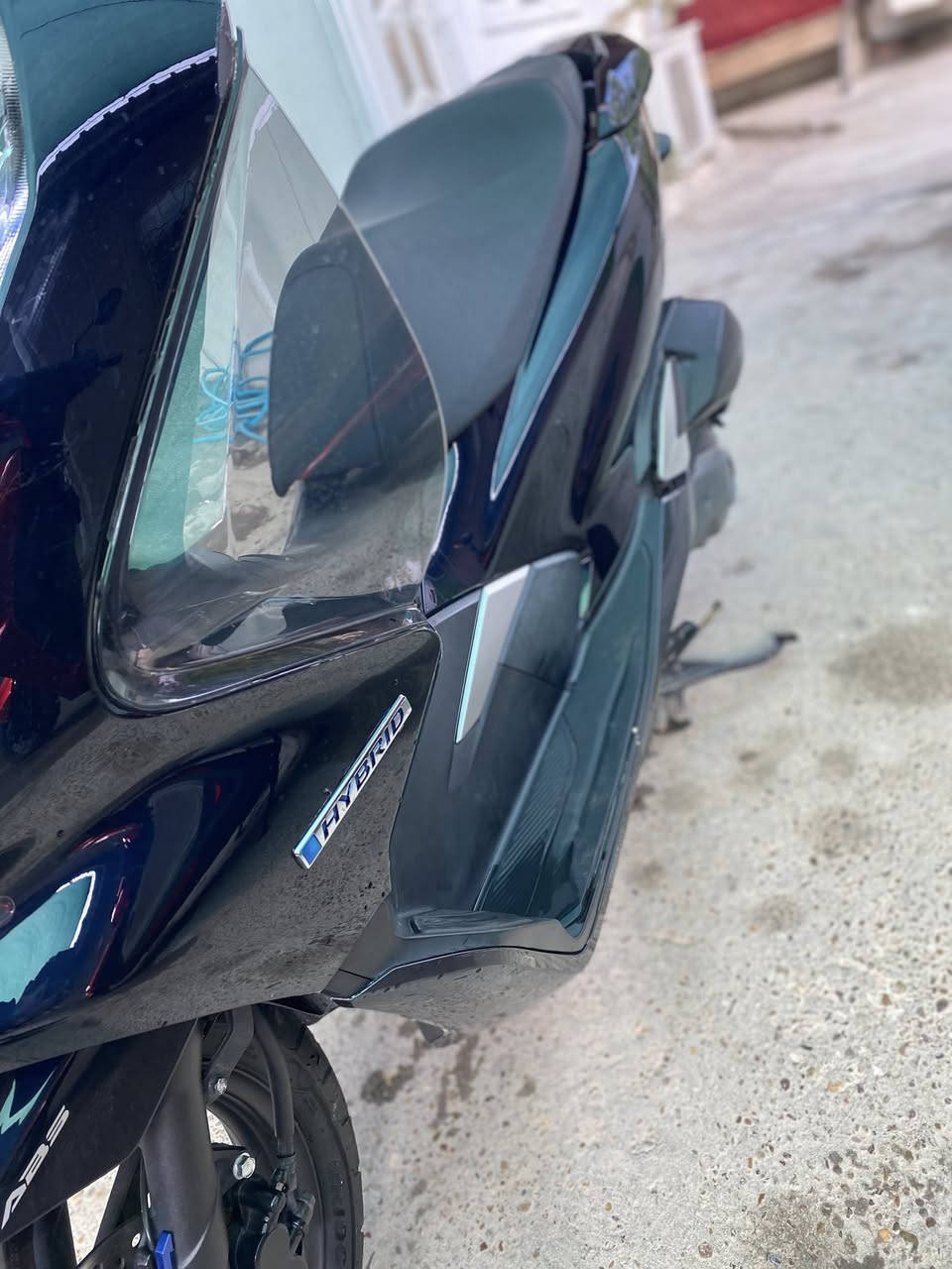 سلام عليكم بي سي اكس جيل ثالث يباني هايبرد ماشيه ٧ زيرو آلاف نضام الهايبرد ٣ انضمه الDو s والعادي تشتغل المكينه وصوت بس متصرف بانزين الحد ال٦٠ فول فول فول مواصفات يعني الي يريد شي قوي ومفول  هنا اي بي إس تدفءه بل بدأت حساس ازدحام وهايبرد بصمتين جهاز إنذار  ومغلفه ppf حمايه كشر الدراجه اجدد من الجديد وتخليف هم جديد دراجه ميتسولف عله جداده البيه سعر ٣١ ورقه وبيه مجال  ورقه وبيه مجال بسيط مكاني بغداد شارع فلسطين *********** إذا متعرف قيمه هاي الدراجه وسعره لا تعلق
