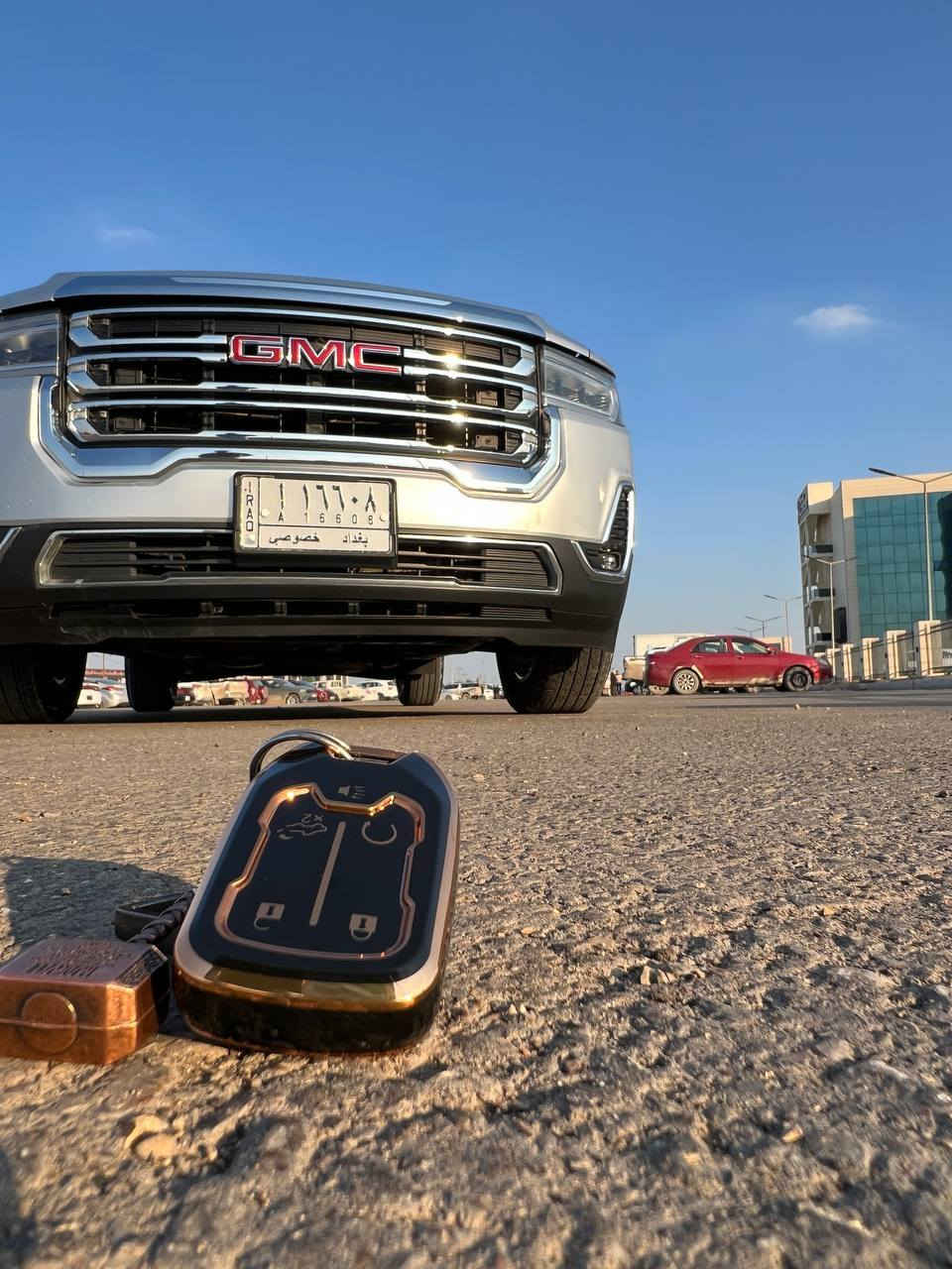 السلام عليكم
جي ام سي GMC نوع اكاديا
موديل 2020
فول مواصفات
رقم بغداد خصوصي
محرك ستة سلندر V6
ماشية 68
جنطة كهرباء قدم، قيادة ذاتية، بصمة
فئة SLE، فتحتين بانوراما، كشنات تدفئة تبريد، نقطة عمياء، كامرات خلفية أمامية + حساسات خلفية أمامية، تشغيل عن بُعد، 
حادث : جاملغ بنيد مبدل وكالة
السيارة كفالة عامة شرط الفحص
_ تحويل ثاني يوم _
السعر 225$ وبيها مجال بسيط
مكاني واسط / كوت
للاستفسار الاتصال على الرقم
***********📞
