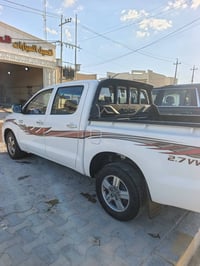 تويوتا هايلوكس • ٢٠١٤ • مكفول محرك وقير