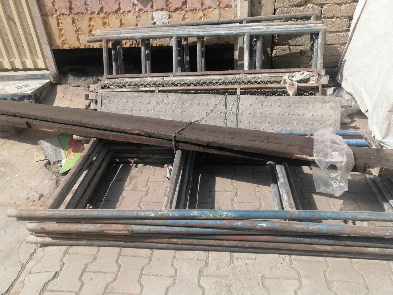 السلام عليكم
متاح سكلات بناء كاملات العدد ٦رفعات
دراب خشب العدد ٢
قالب صب بتلو حديد
السعر ٥٠٠
المكان بعقوبه


**إذا كنت صاحب هذا الإعلان وتريد حذفه لأي سبب، رجاءا أرسل رسالة إلى الدعم الفني**