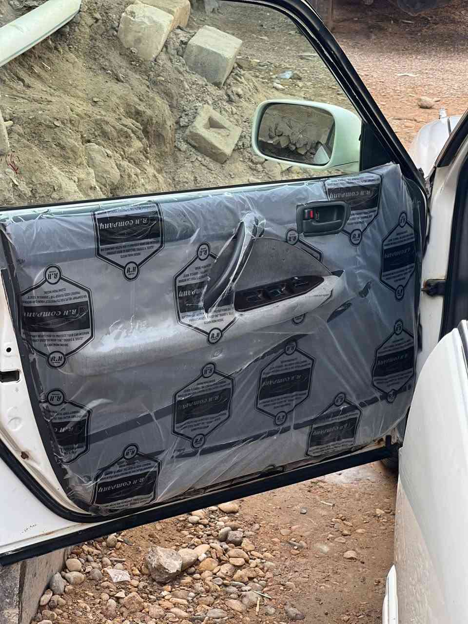 سلام عليكم راس ثور تكم ايسر بلاد خليجي سياره كفاله من القص ول نقل الجثه ولعيب الشرعي وال ضربه سياره جاهزه حداده صاله سبوع من شاده امامي اخلفي سنويه بسمي ال 2029  مكينه ٣٠٠٠ فيفيتي خير من الله المكان البصره السعر 108وبيه مجال حك الجيه *********** متواجد
