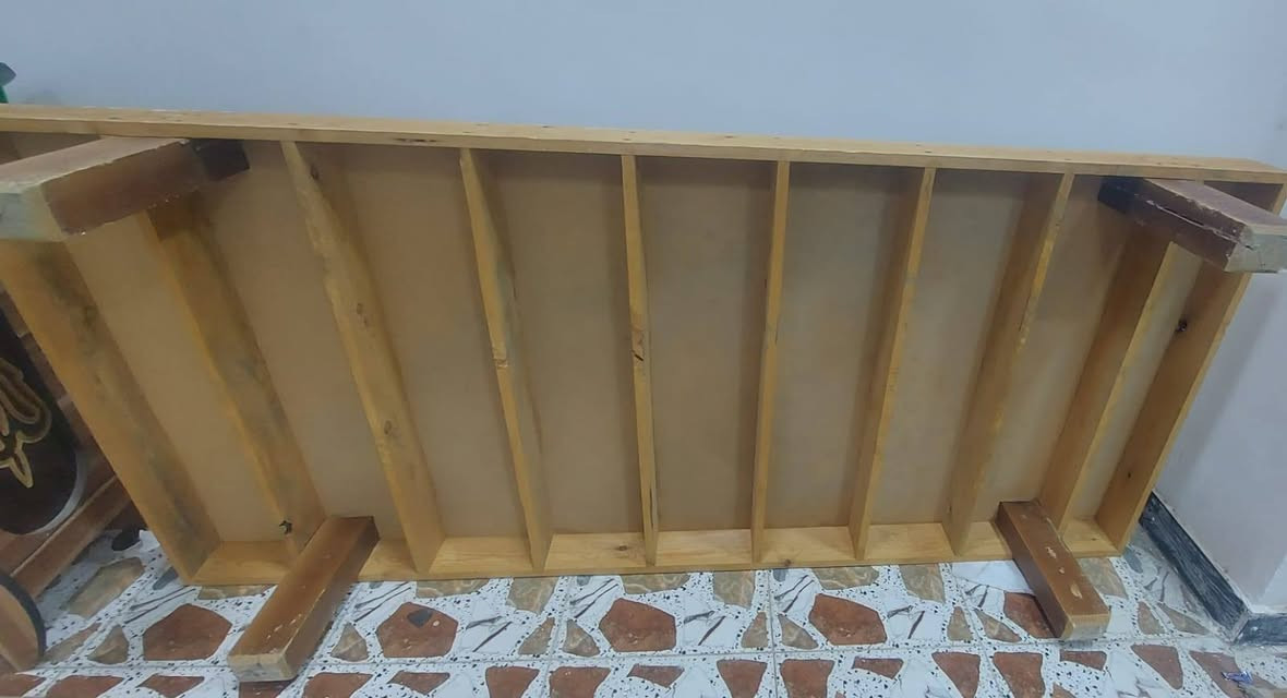 جربايه نفر تسكام 100ديوانيه شارع الخصيمه قرب زها مول الجهه الثانيه جهه قصابيه السجاد داخل الفرع بضبط ***********
