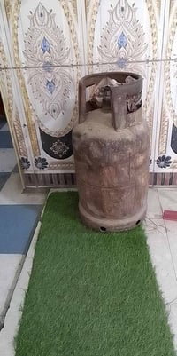 دبات عدد اربعه سعر الوحده 40 07888761444