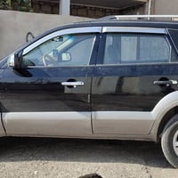 توسان 2008 فور ويل كوري قطعتين صبغ وتقحيل بالسقف  سعر 85 ورقة للاتصال ...
