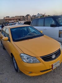 سياره بيوليدي ج 3 كير عادي مكينه هونداي لاتبخير ولا تنقيص تكسي كير حدا...
