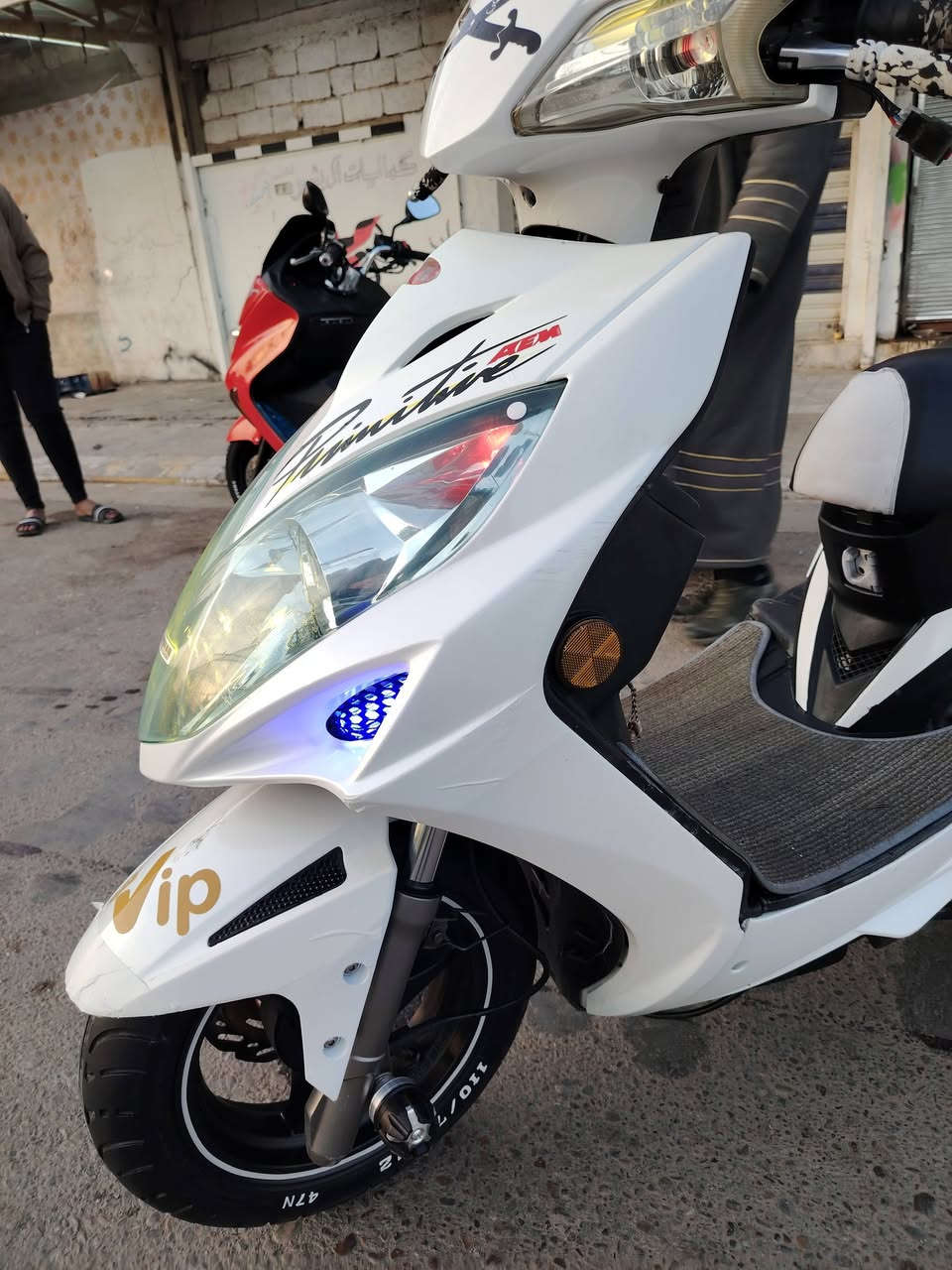 ياألله
دراجه كايمكو ياباني نضيف كله شغال نكره صلف
السعر 800
متواجد ع الخاص...
الاستفسار... ***********
السكن. رمادي. حي التأميم
