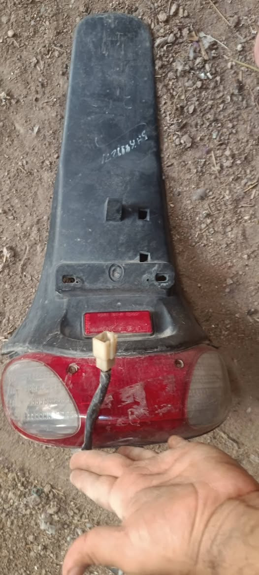 اغرض للبيع مال باله
***********

