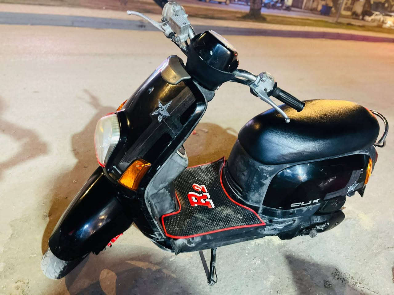 سلام عليكم دراجه للبيع ماكس بوليس موديل 2008 محرك نضيف برغي مامفتوح كله بلادي ختم واحد دراجه كله بلاديه السعر 550 وبيه مجال بيه مكاتبه مال معرض العنوان كربلاء المقدسة الاتصال ***********
موجود خاص
