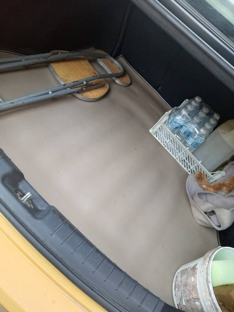 النترا 2018 فول بصمة استيرن تحكم كامرة دوارة فتحة نضيفة السيارة وبأسمي ومصفرة من غرامة وهيئة 
باسمي تحويل ثاني يوم 
حادثها موضح بصورة 
***********
