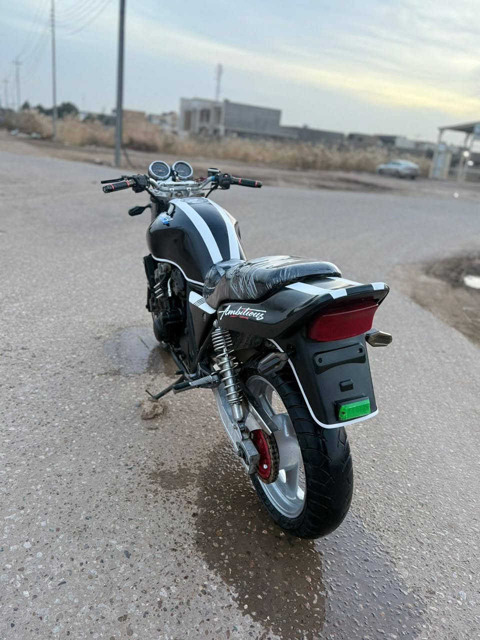 السلام عليكم اخوتي الطيبين  دراجه سبي فور400  16والف. نضافه مثل ما جاي تشوف بعينك
وراق أصولي كمرك مدفوع  شرط 1و2و3بطناش 
  
(  مكفوله كفاله عامه  دراجه-- كير-- مكينه ---كهربائيات ---تايرات ))
عليها ادامه كامله 

 معدل شرط 180 وتعبر  

كلشي  شغال بيه كهرباياته كامله    جاهزه عل الاخير
 نكره بكل وقت نضافته كدامك
السعر 1550
الشراي يتصل***********
مكاني بابل--الشراي يتصل--وعيوني له
